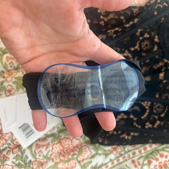 The CAMI NYC Anne Corded Lace Bodysuit size 2 NWT - Picture 12 of 13